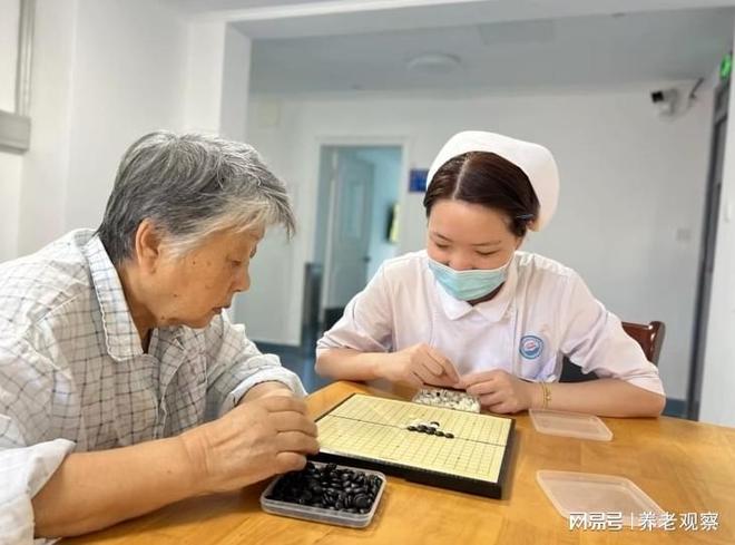 浦东公立收费一览：东海老年护理院5000元医养简介-养老院地址(图7)