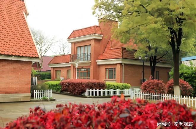 浦东公立收费一览：东海老年护理院5000元医养简介-养老院地址(图12)